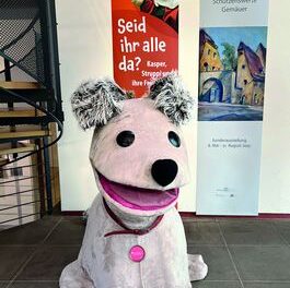 DDR-TV-Star Struppi als XXL-Selfie Point zum Anfassen